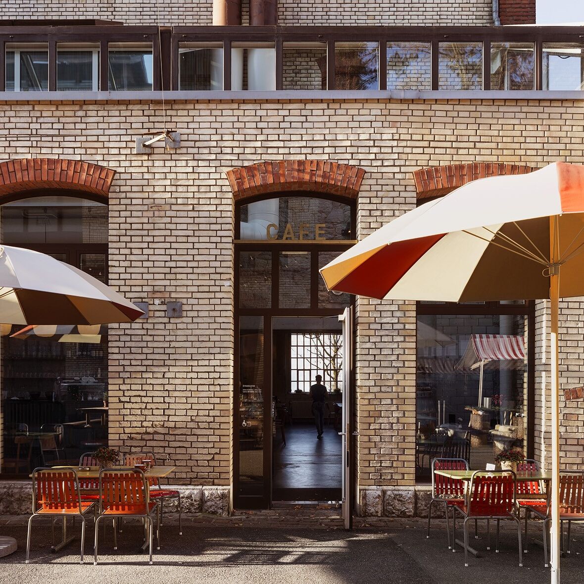 Café Kornsilo unser Quartierlokal mit Terrasse, im Kreis 8
